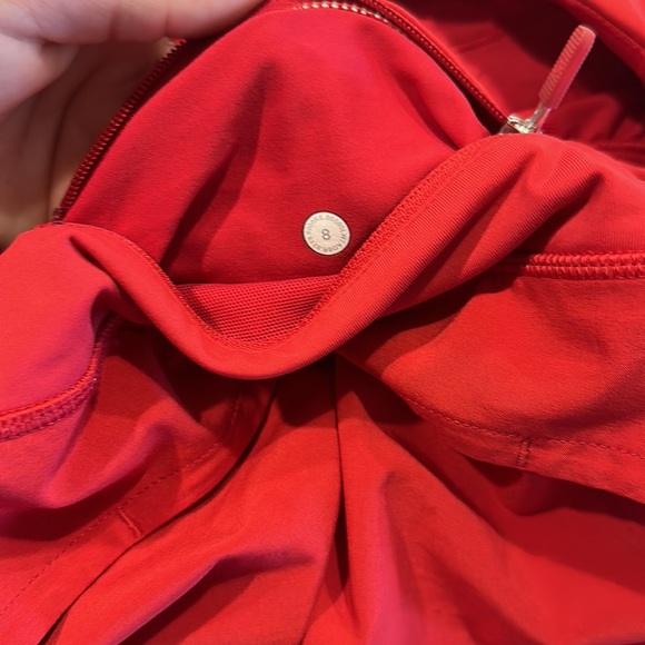 Lululemon 2.5 inch speed up short mid rise - Picture 5 of 5